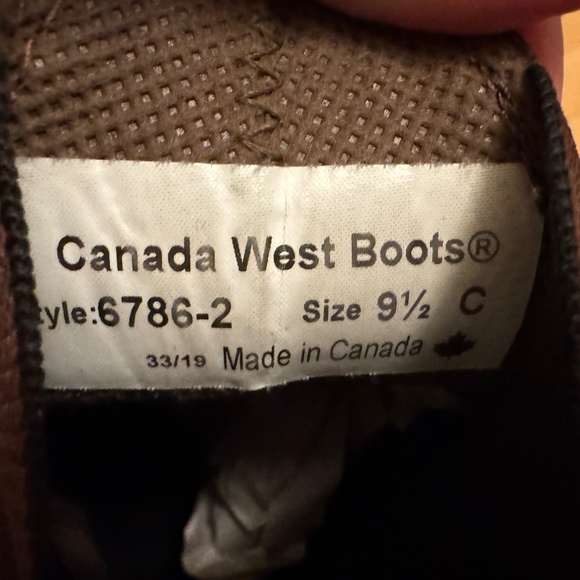Canada West Chelsea Boots (Pecan - Size 9.5) - Picture 7 of 7